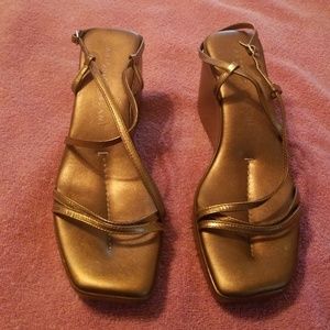 Ladies sandals